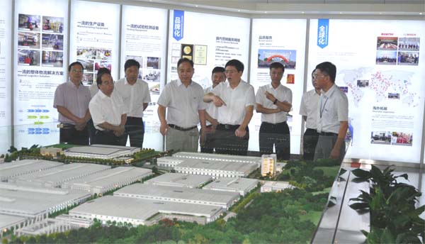 浙江省委常委、組織部長(zhǎng)黃建發(fā)赴杭叉集團(tuán)調(diào)研