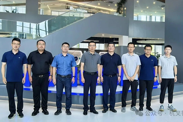 共話(huà)未來(lái) | 杭叉智能與華為制造部會(huì)晤，共拓智造物流無(wú)限未來(lái)